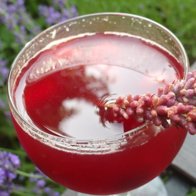 Cseresznye levendulával